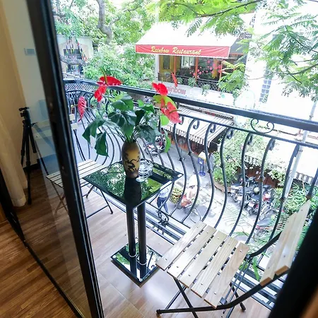 Family Hanoi Hotel Exterior photo