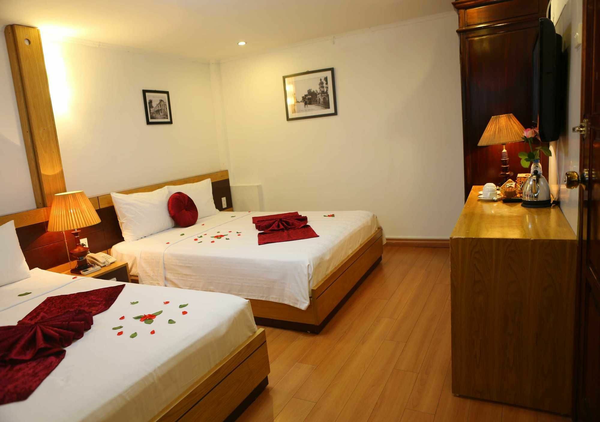 Hotel Family Hanoi